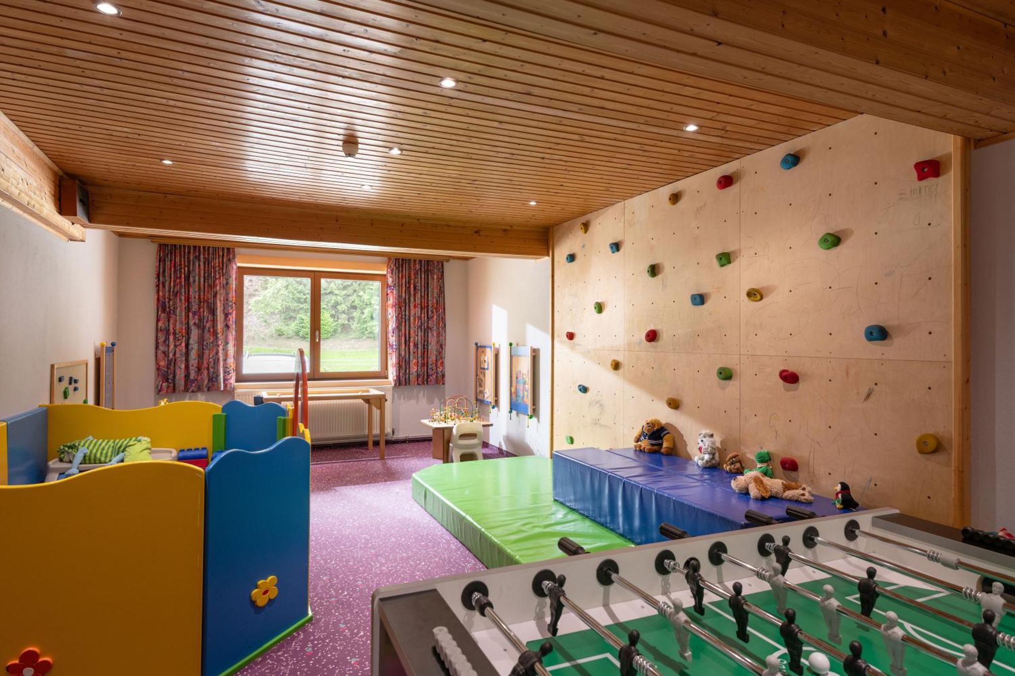 Waldfriede - Der Logenplatz Im Zillertal Hotel 4*
