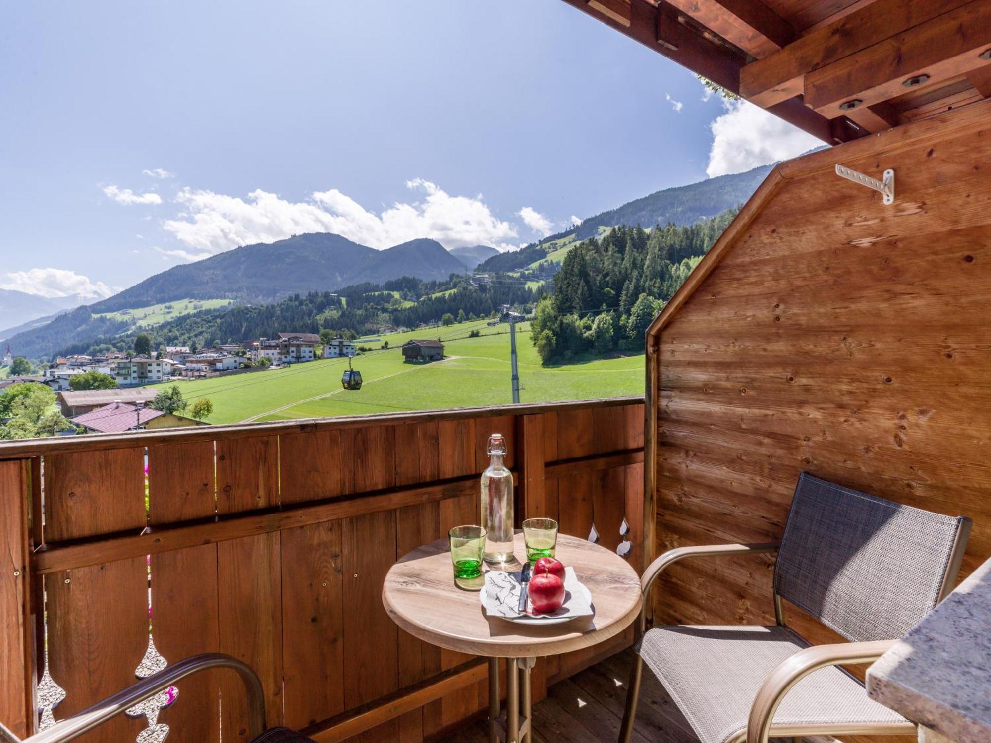 Hotel Waldfriede - Der Logenplatz Im Zillertal
